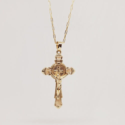 Saint Benedict Golden Necklace - Gold Bath