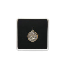 Cargar imagen en el visor de la galería, Relic of Fatima - Alpaca Medal
